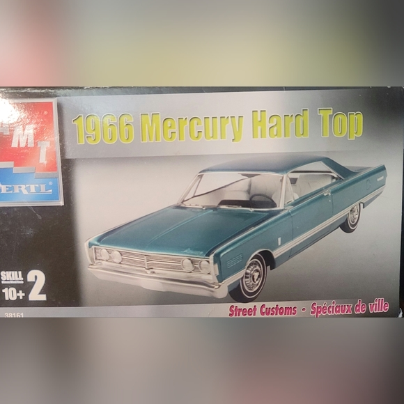 1966 Mercury Hard Top Model Kit. 1:25 scale. Open box. Ages 10+ - Picture 1 of 11